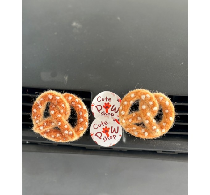 Pretzel with salt sprinkles air vent clip