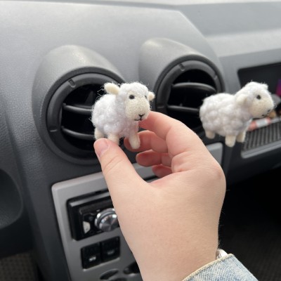 White sheep air vent clip