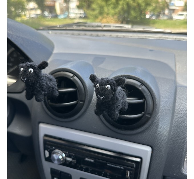Black sheep air vent clip
