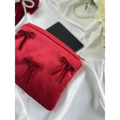 Red velvet E-reader sleeve with bows