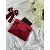 Red velvet E-reader sleeve with bows