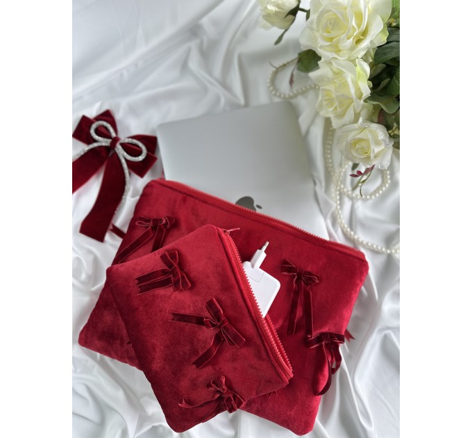 Red velvet laptop sleeve with bows