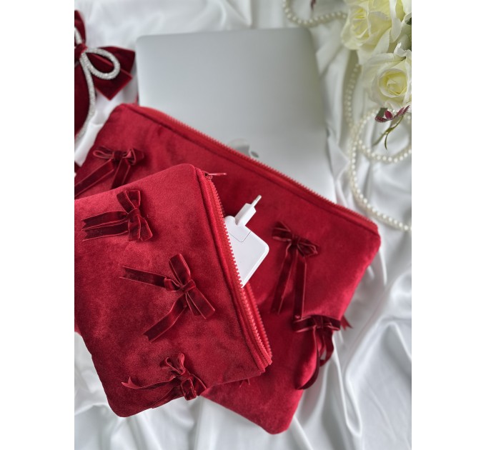 Red velvet laptop sleeve with bows