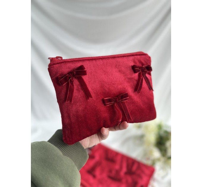 Red velvet laptop sleeve with bows