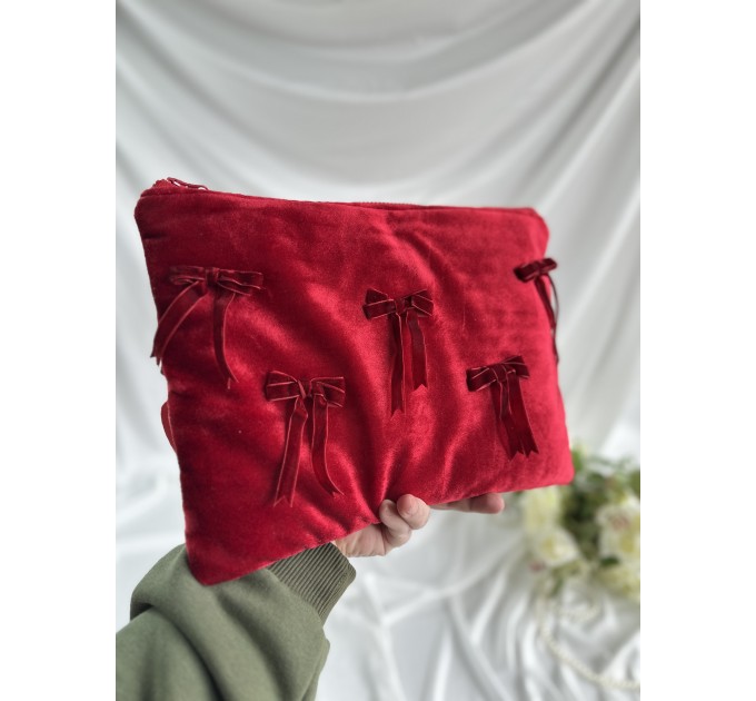 Red velvet laptop sleeve with bows