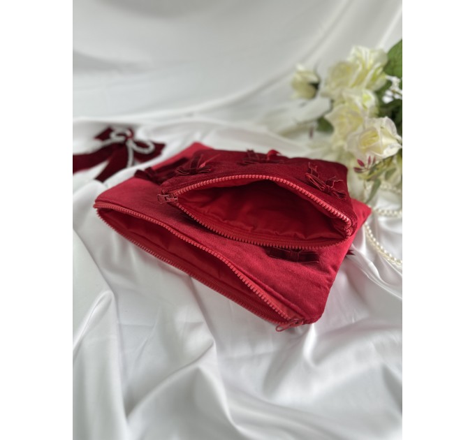 Red velvet tablet sleeve with bows