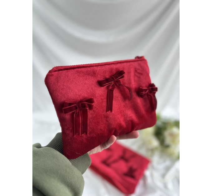 Red velvet tablet sleeve with bows