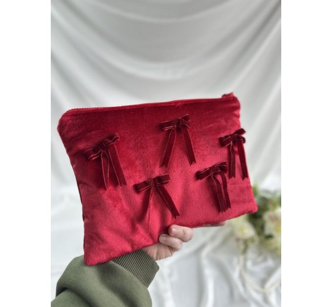 Red velvet tablet sleeve with bows