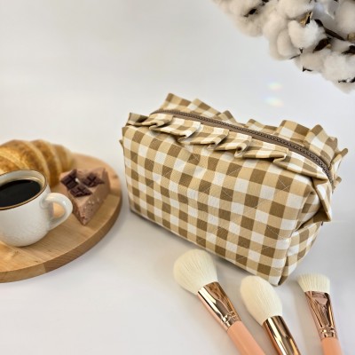 Medium checkered brown cosmetic bag with ruffles