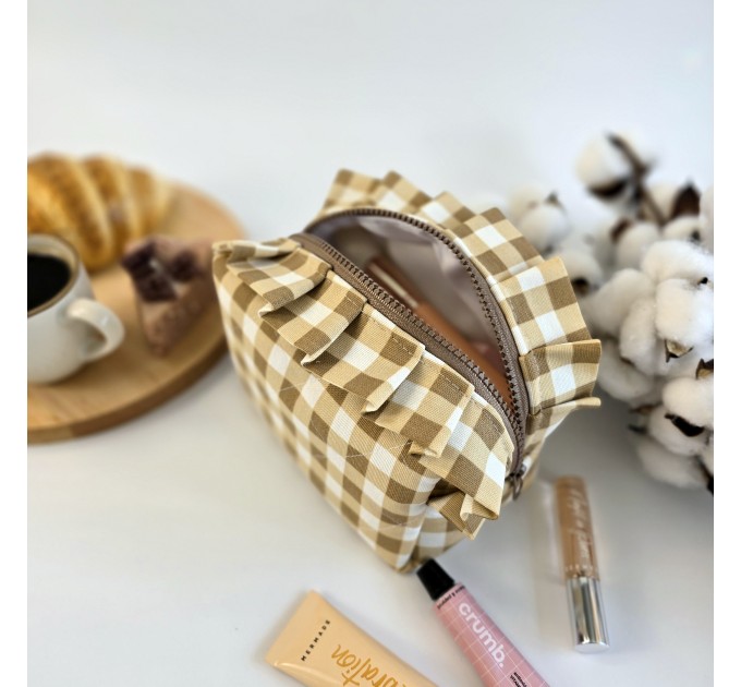 Small checkered brown cosmetic bag with ruffles