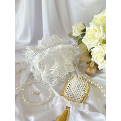 Small lace rococo cosmetic bag