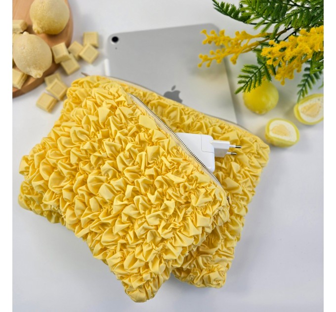 Butter Yellow Tablet Sleeve