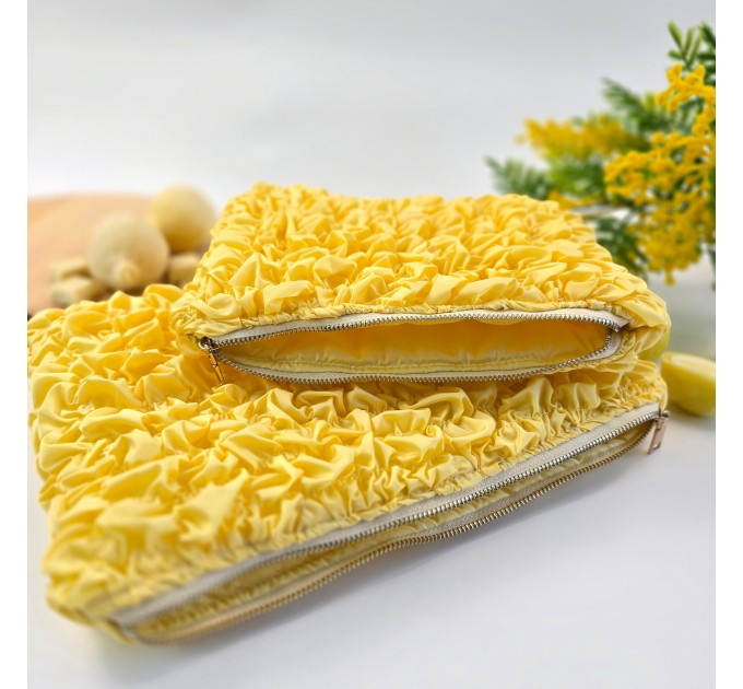 Butter Yellow Tablet Sleeve